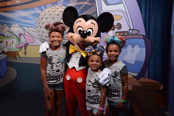 EPCOT_CHRCON1_20171108_406147893923