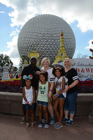 EPCOT_ECENTR1_20171102_405972105371