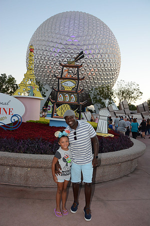 EPCOT_ECENTR2_20171107_406141477787
