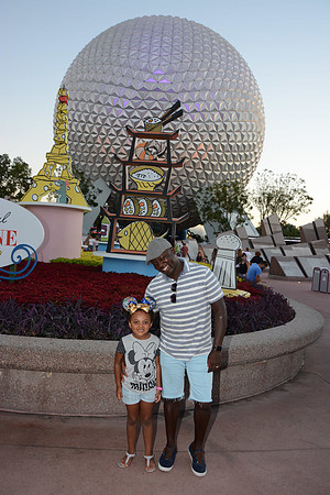 EPCOT_ECENTR2_20171107_406141478607