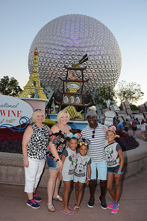 EPCOT_ECENTR2_20171107_406141478645