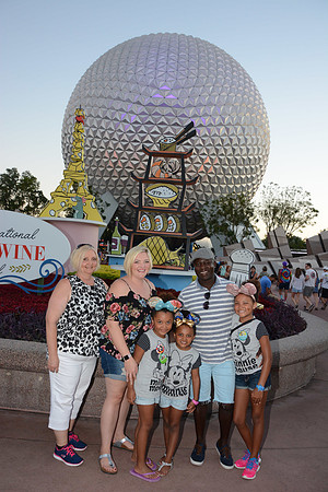 EPCOT_ECENTR2_20171107_406141478649