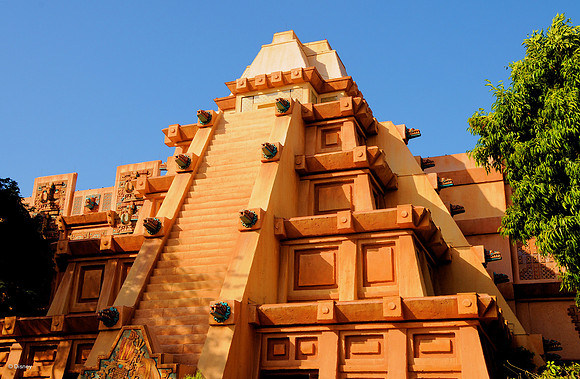 EPCOT_EPCOT_20160229_7650741020