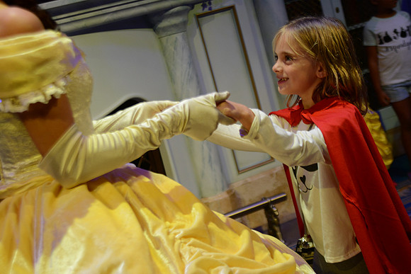 MK_ENCHANTEDTALESBLUE_20171105_406201487333